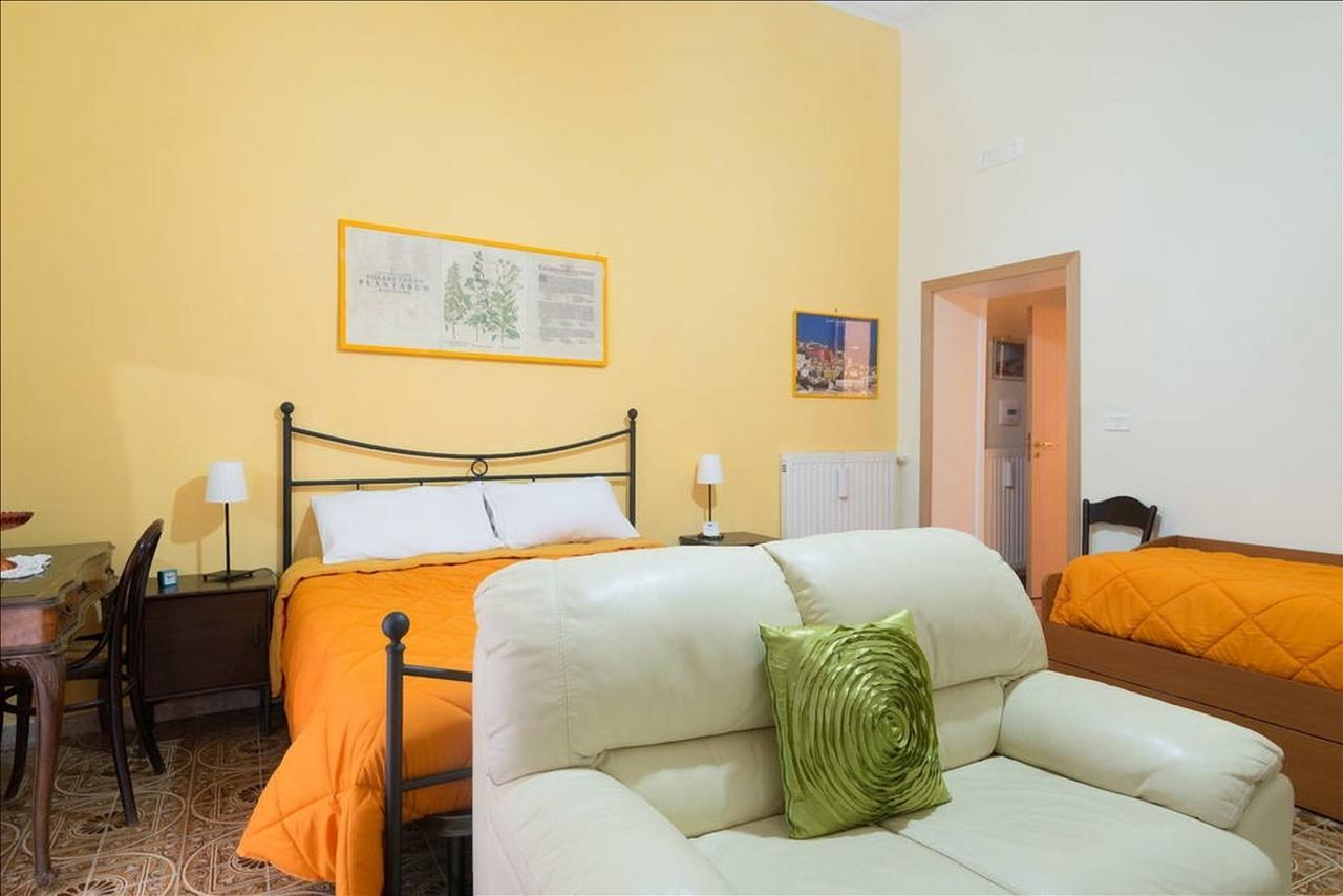 Bed And Breakfast Casa Mariella Napoli Eksteriør billede