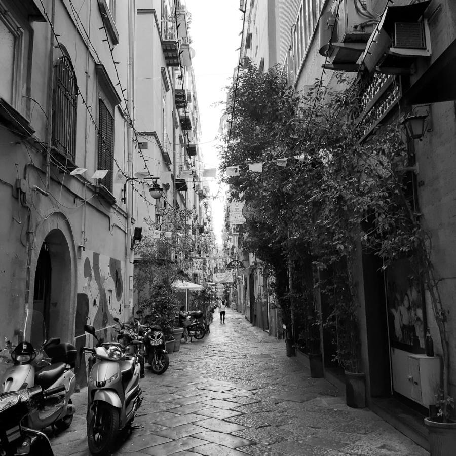 Bed And Breakfast Casa Mariella Napoli Eksteriør billede
